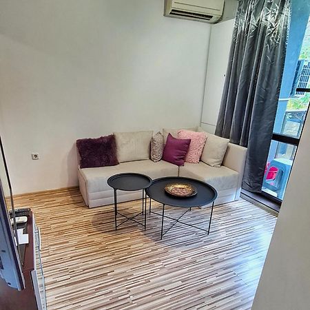 Roxy Apartment Plovdiv Exteriör bild