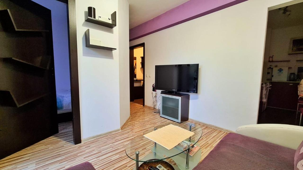 Roxy Apartment Plovdiv Exteriör bild